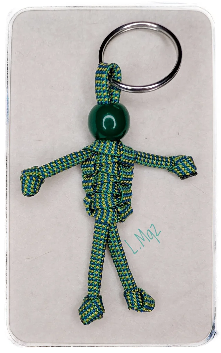 Para-people keychain